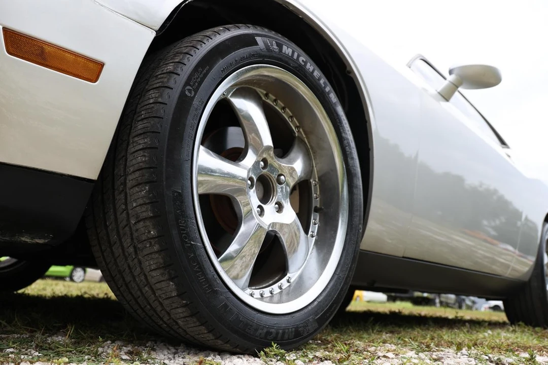 2010 Dodge Challenger 3rd Gen - Image 26 of 31