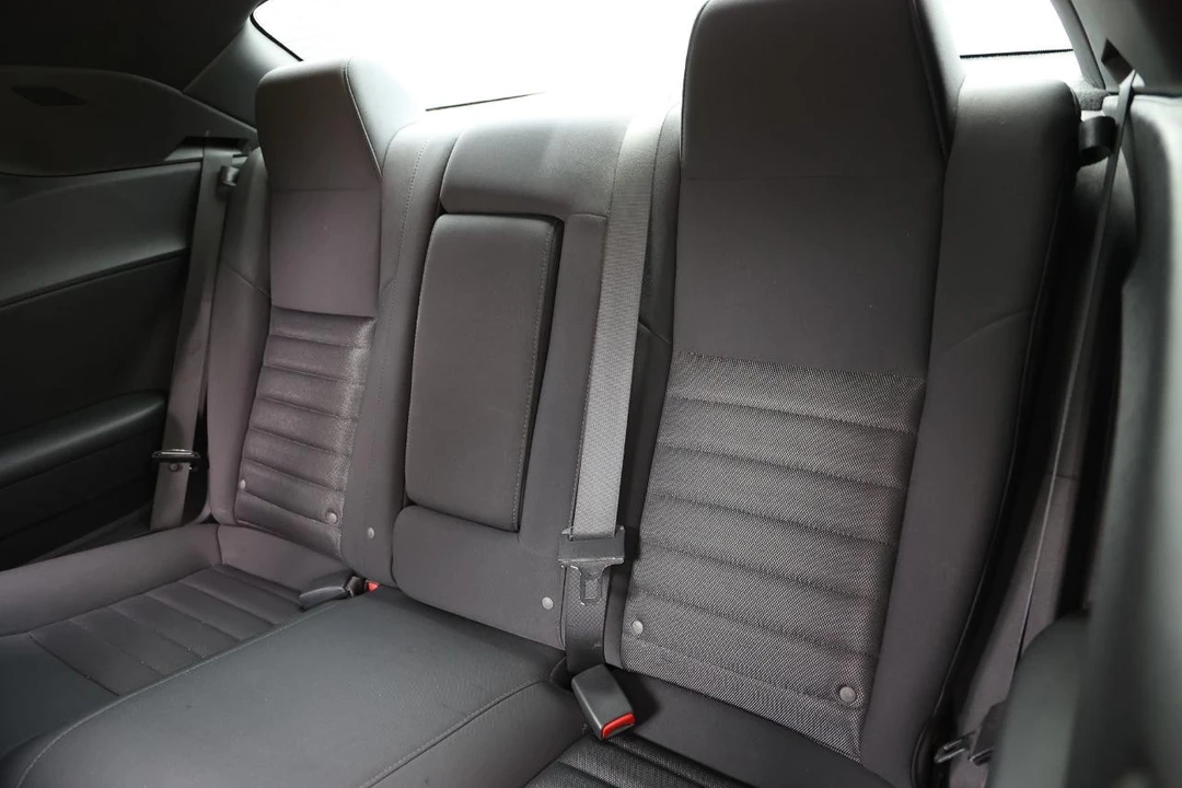 2010 Dodge Challenger 3rd Gen - Image 8 of 31