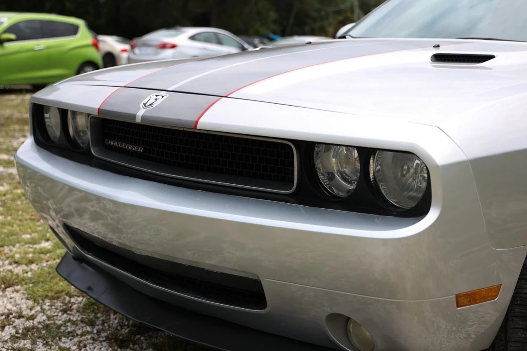 2010 Dodge Challenger 3rd Gen - Image 22 of 31
