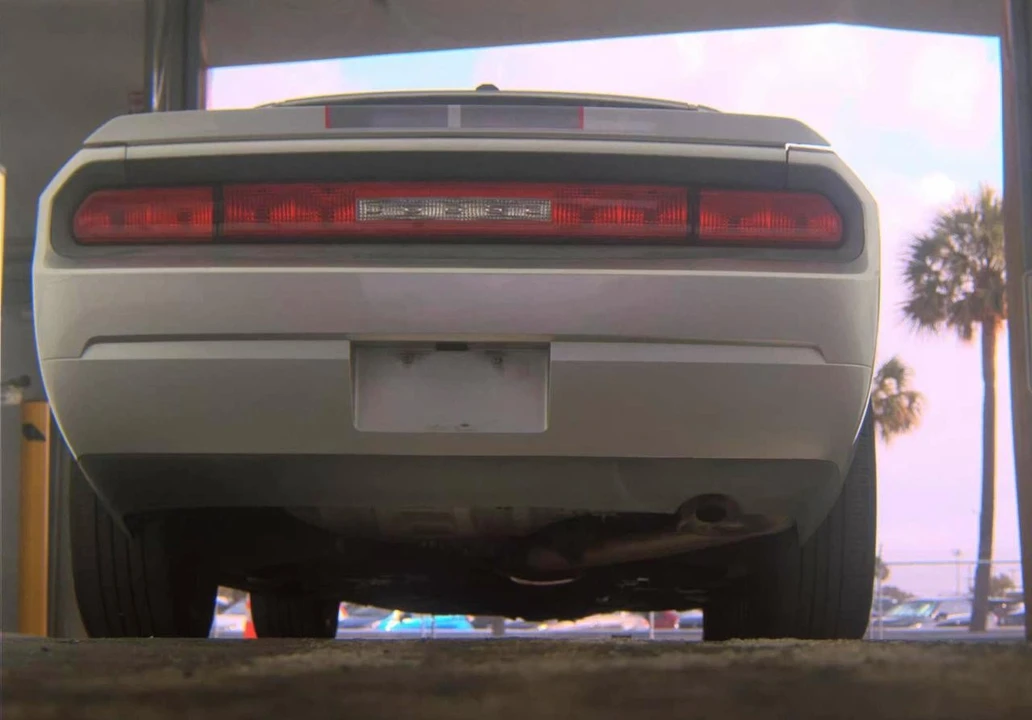 2010 Dodge Challenger 3rd Gen - Image 7 of 17