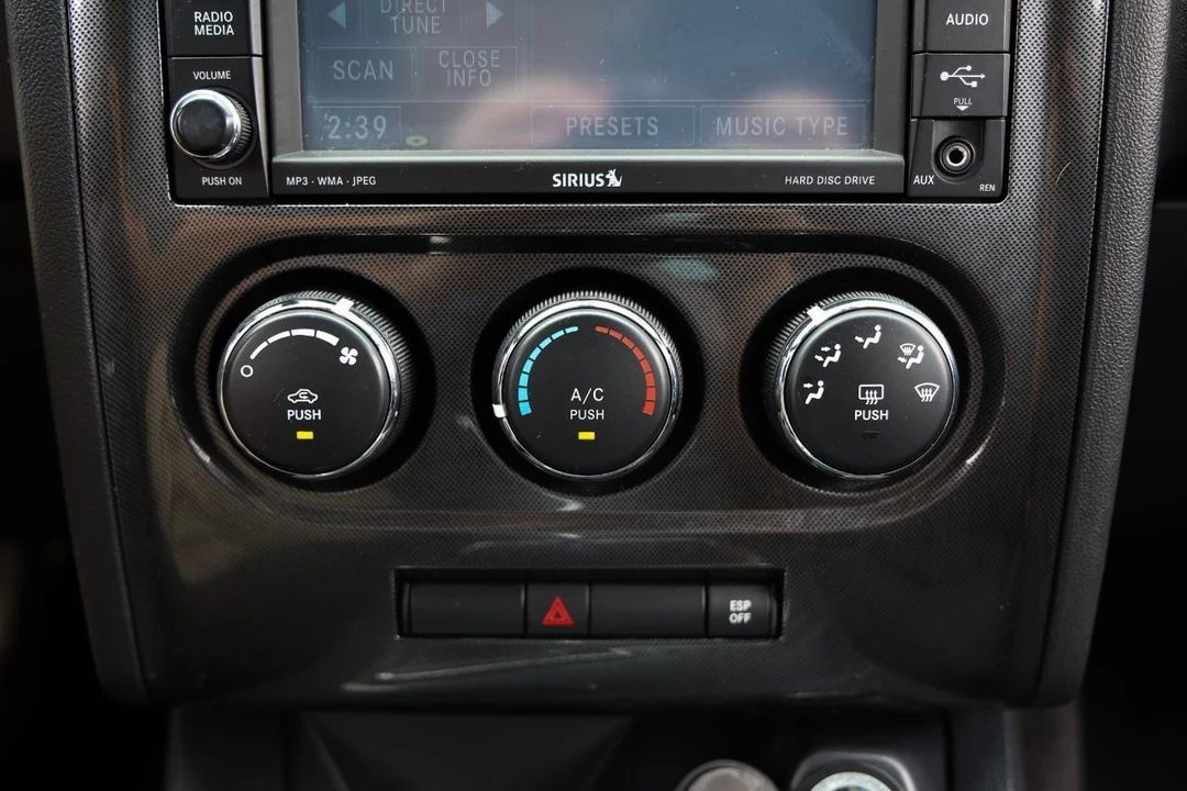 2010 Dodge Challenger 3rd Gen - Image 27 of 31