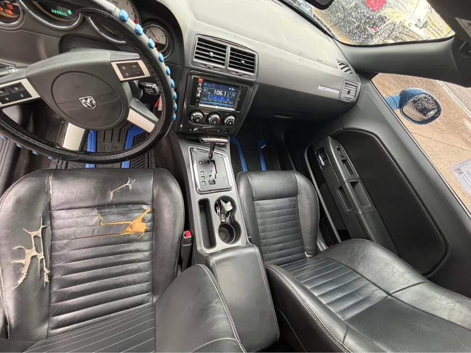 2010 Dodge Challenger 3rd Gen - Image 7 of 7