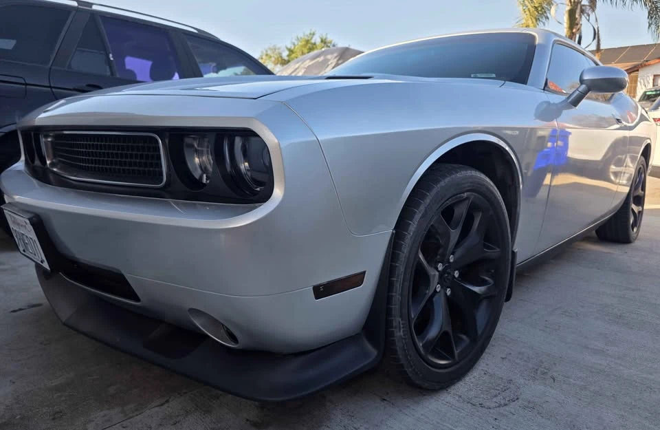 2010 Dodge Challenger 3rd Gen - Image 5 of 14