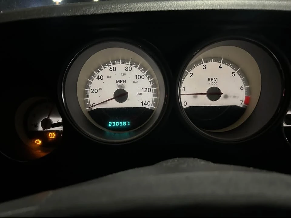 2010 Dodge Challenger 3rd Gen - Image 6 of 6