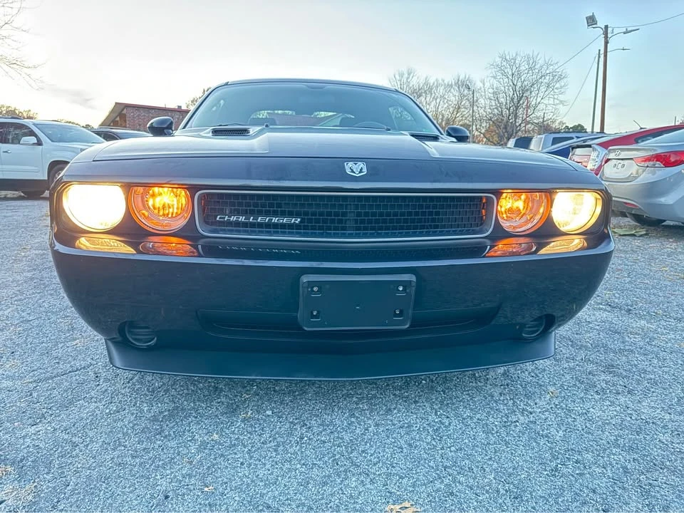 2010 Dodge Challenger 3rd Gen - Image 2 of 20
