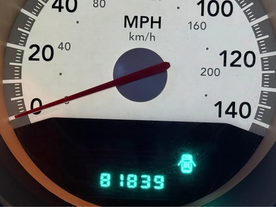 2010 Dodge Challenger 3rd Gen - Image 11 of 20
