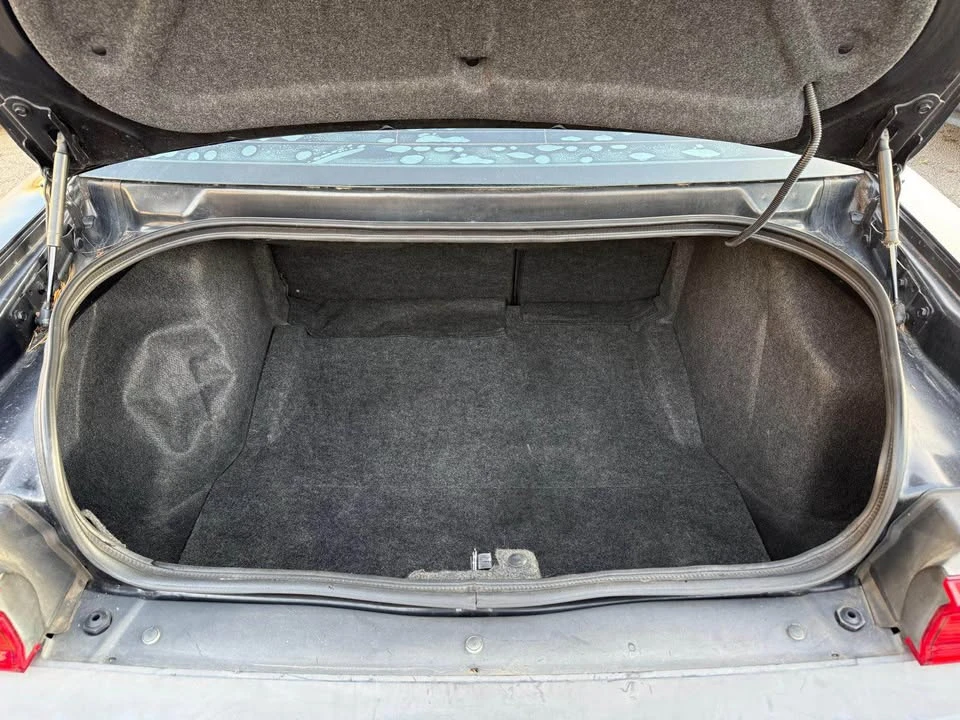 2010 Dodge Challenger 3rd Gen - Image 18 of 20