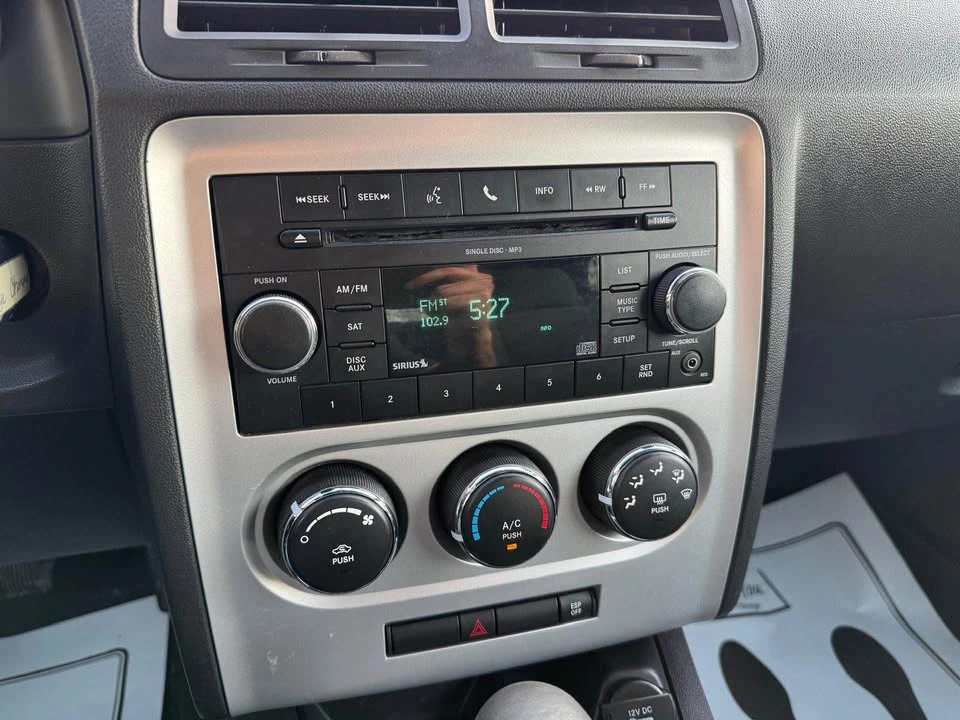 2010 Dodge Challenger 3rd Gen - Image 14 of 20