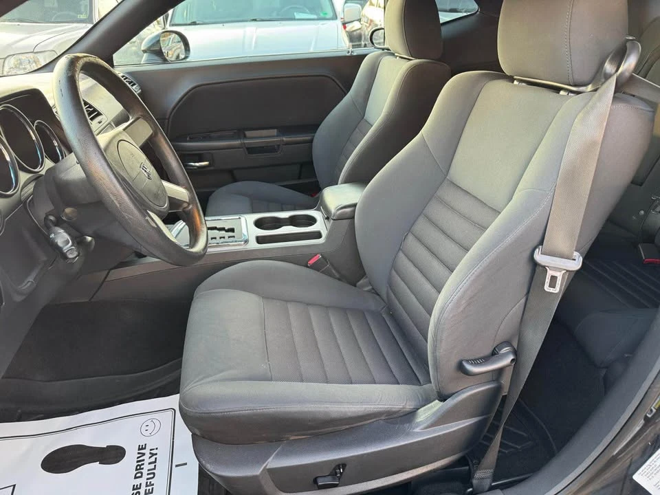 2010 Dodge Challenger 3rd Gen - Image 9 of 20