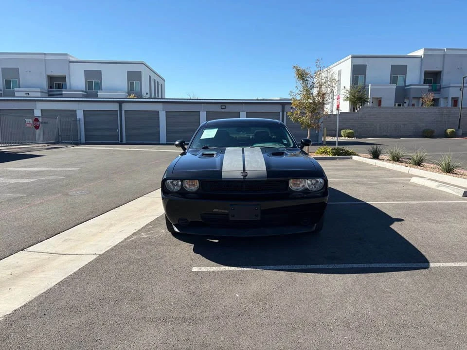 2010 Dodge Challenger 3rd Gen - Image 7 of 11