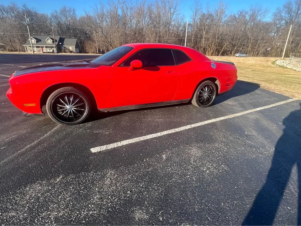 2010 Dodge Challenger 3rd Gen - Image 6 of 11