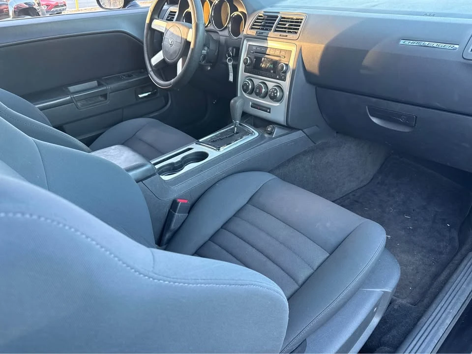 2010 Dodge Challenger 3rd Gen - Image 18 of 20
