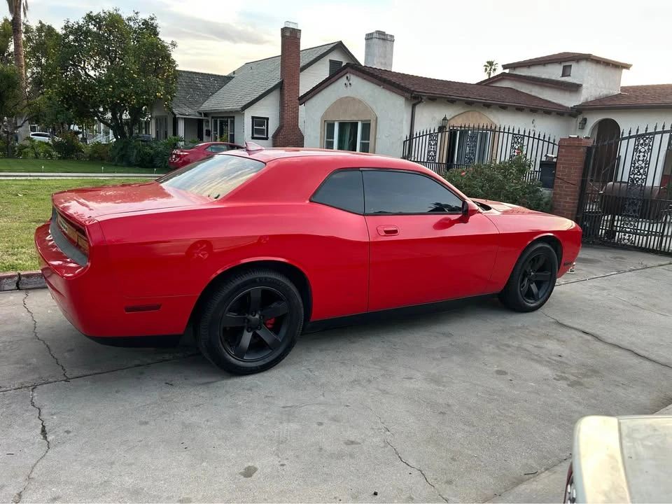2010 Dodge Challenger 3rd Gen - Image 2 of 13