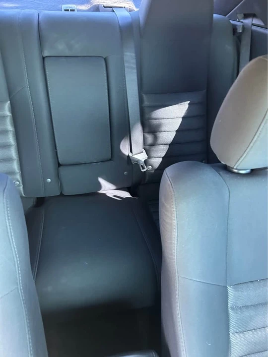 2010 Dodge Challenger 3rd Gen - Image 11 of 13