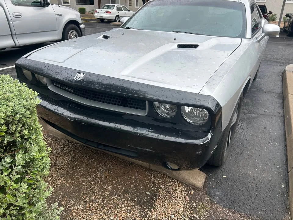 2010 Dodge Challenger 3rd Gen - Image 3 of 11