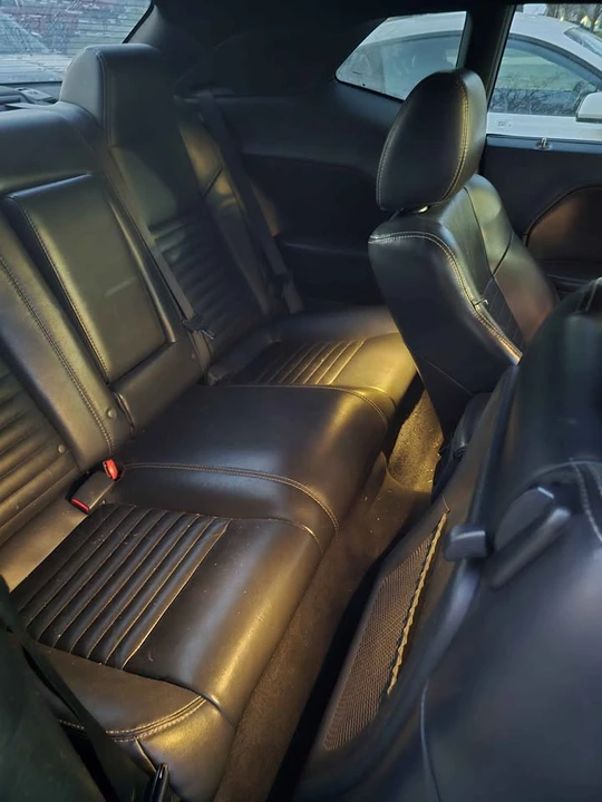2010 Dodge Challenger 3rd Gen - Image 4 of 9
