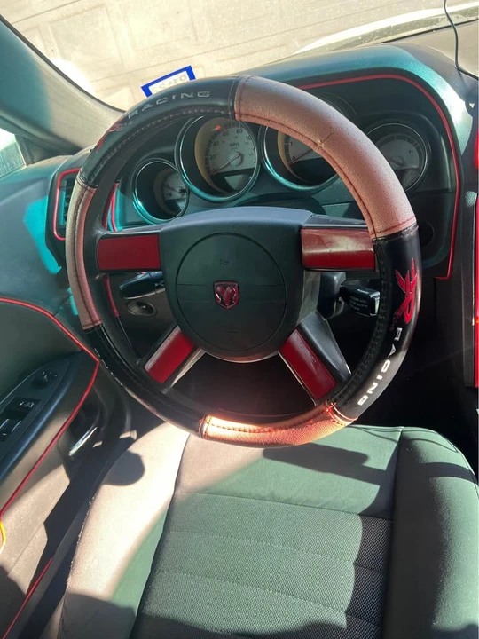 2010 Dodge Challenger 3rd Gen - Image 3 of 4