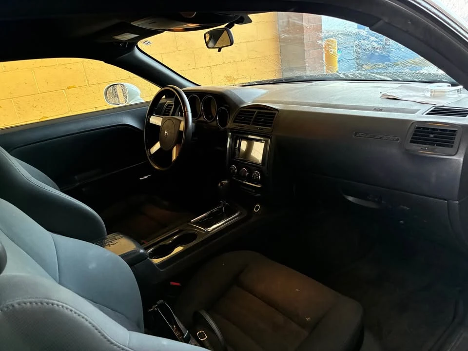 2010 Dodge Challenger 3rd Gen - Image 7 of 10