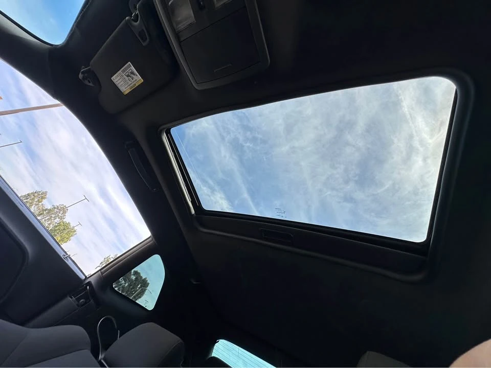 2010 Dodge Challenger - Image 19 of 19