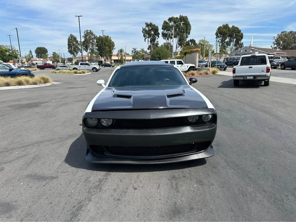2010 Dodge Challenger - Image 14 of 19