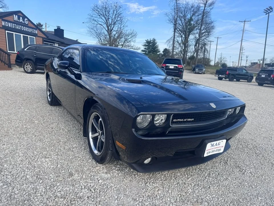 2010 Dodge Challenger - Image 7 of 17