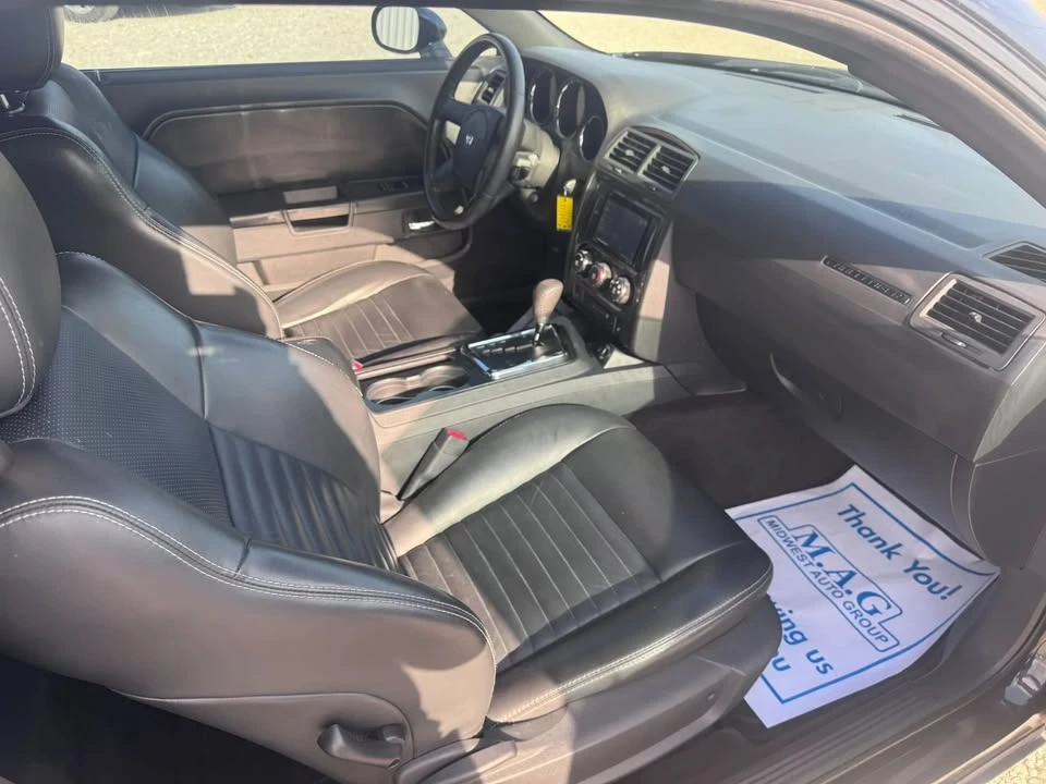 2010 Dodge Challenger - Image 16 of 17