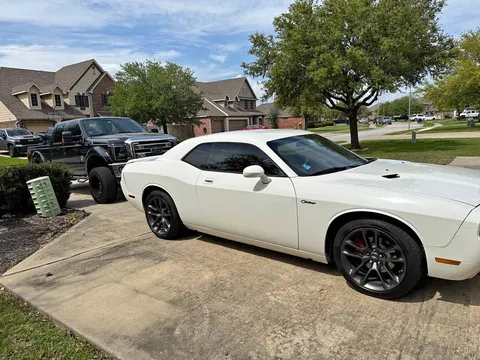 2010 Dodge Challenger · SE Coupe 2D