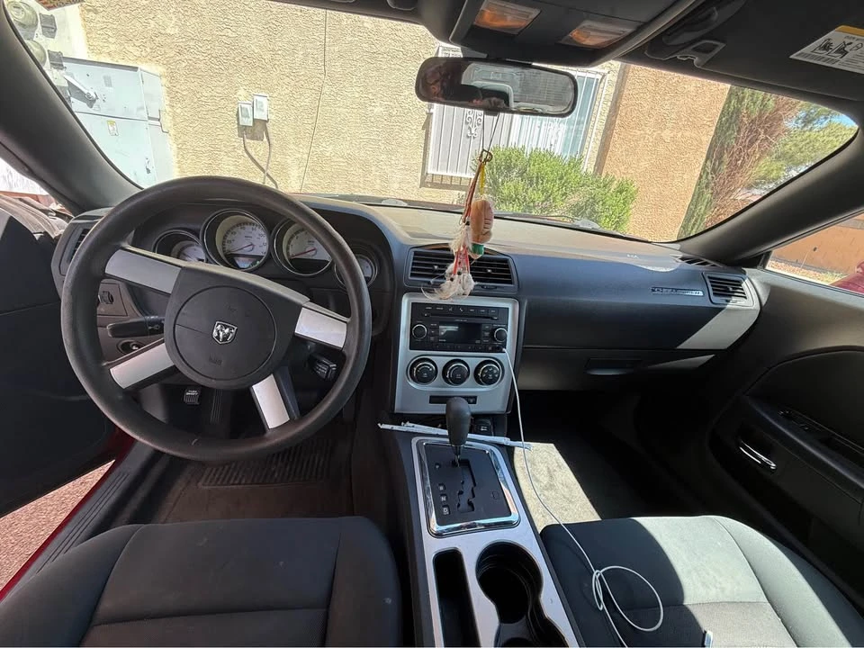 2010 Dodge Challenger 3rd Gen - Image 13 of 14