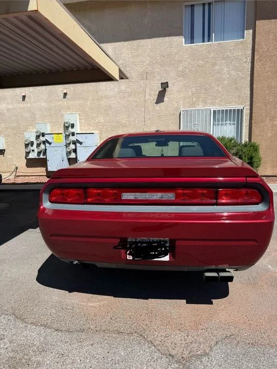 2010 Dodge Challenger 3rd Gen - Image 4 of 14