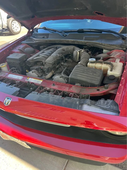 2010 Dodge Challenger 3rd Gen - Image 10 of 14