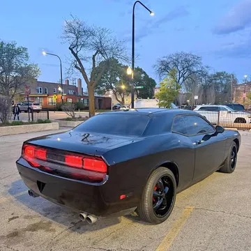 2010 Dodge Challenger SE Coupe