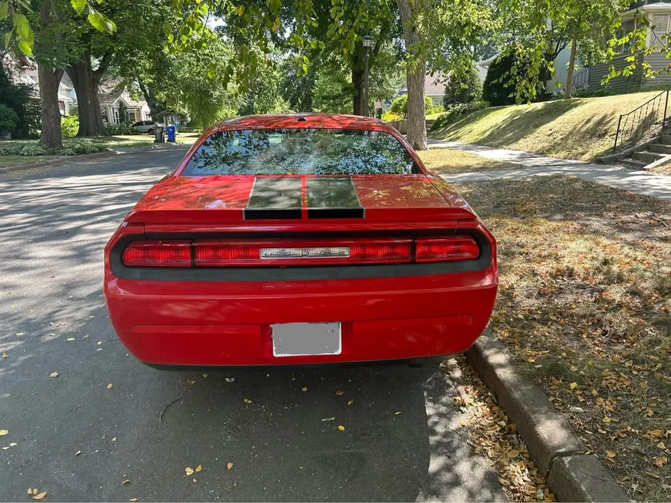 2010 Dodge Challenger 3rd Gen - Image 2 of 10