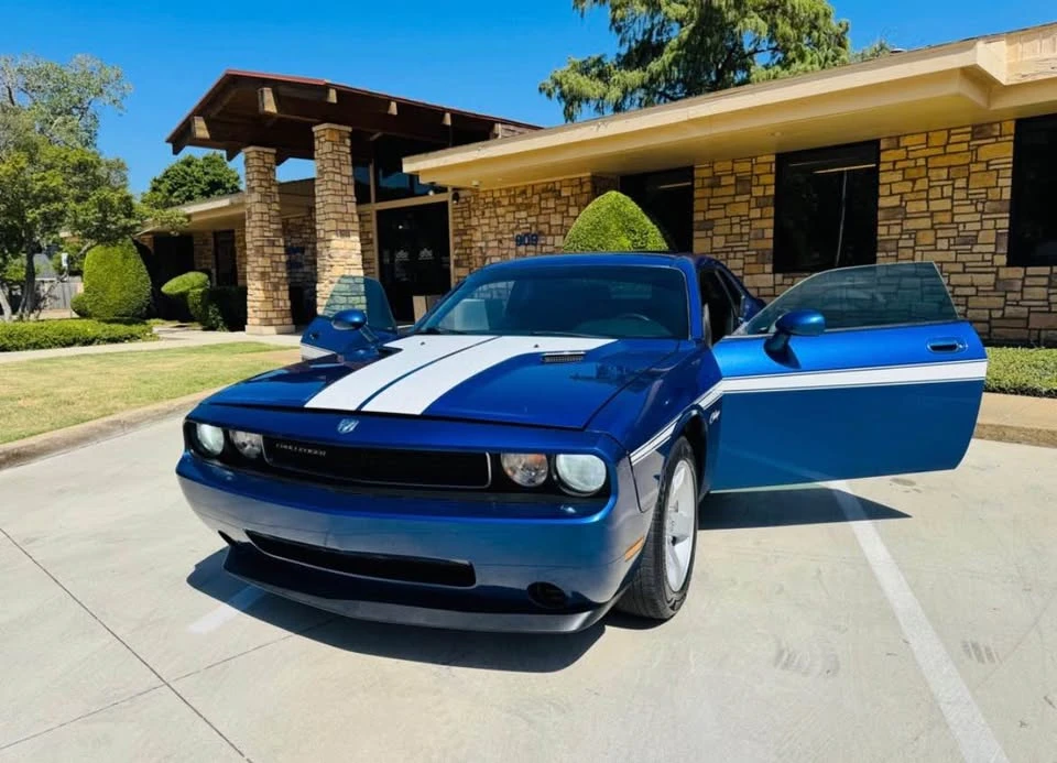2010 Dodge Challenger 3rd Gen - Image 15 of 15