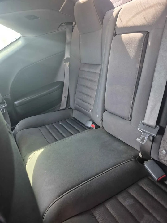 2010 Dodge Challenger 3rd Gen - Image 7 of 10