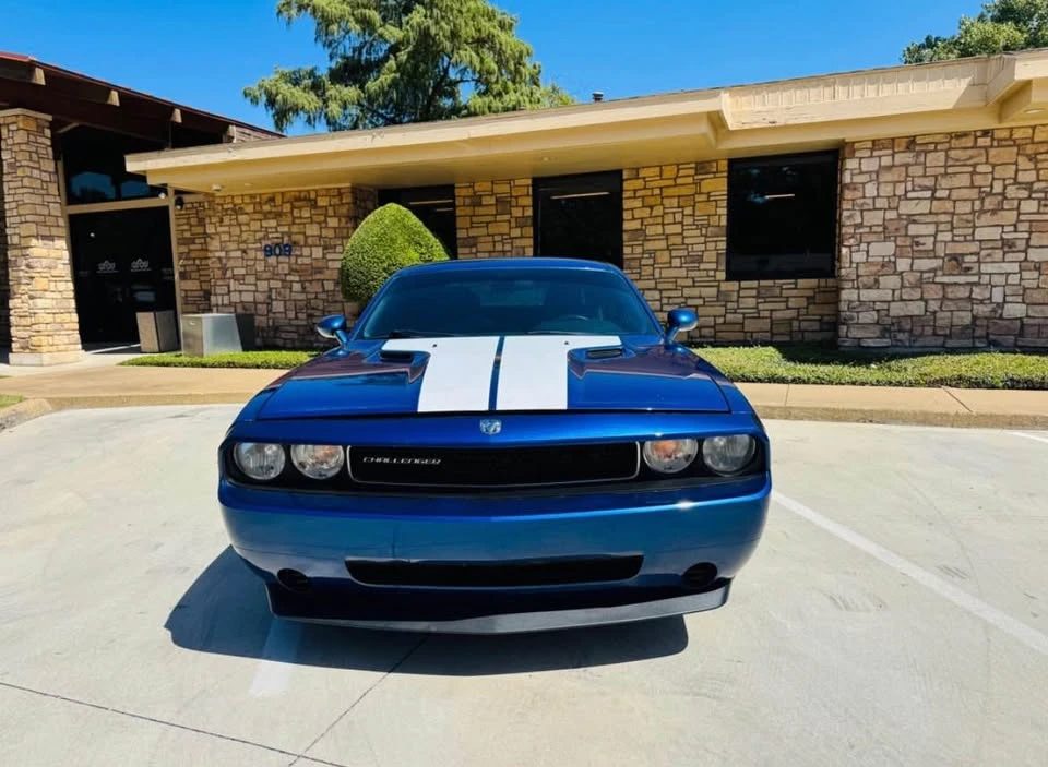 2010 Dodge Challenger 3rd Gen - Image 3 of 15