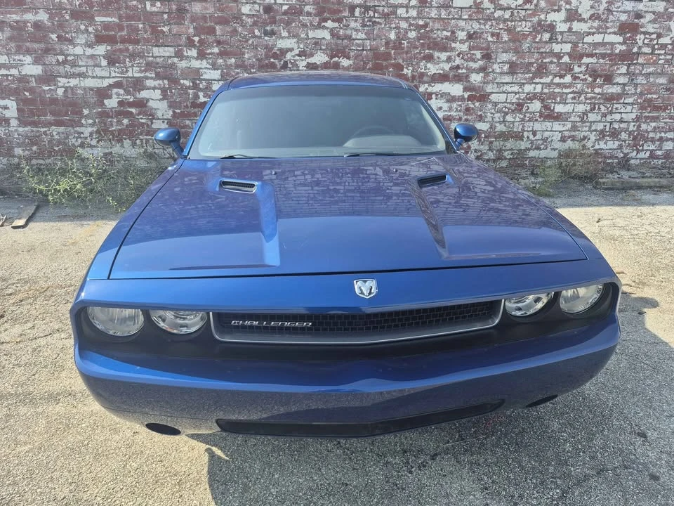 2010 Dodge Challenger 3rd Gen - Image 5 of 10