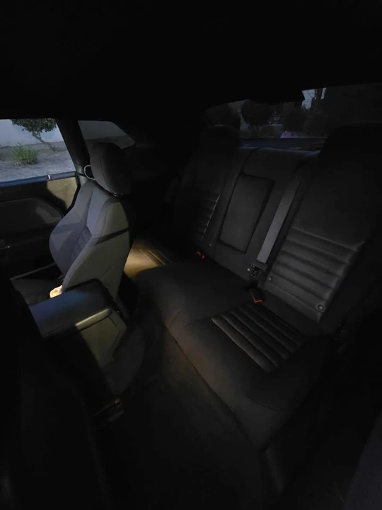 2010 Dodge Challenger 3rd Gen - Image 13 of 20