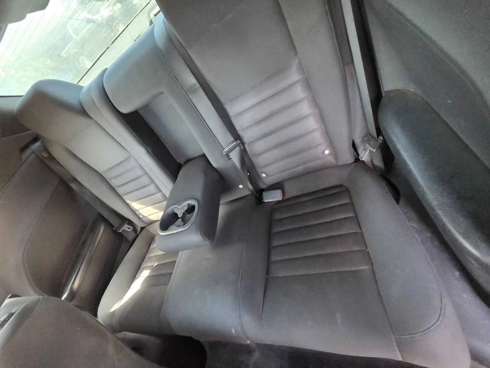 2010 Dodge Challenger 3rd Gen - Image 13 of 15