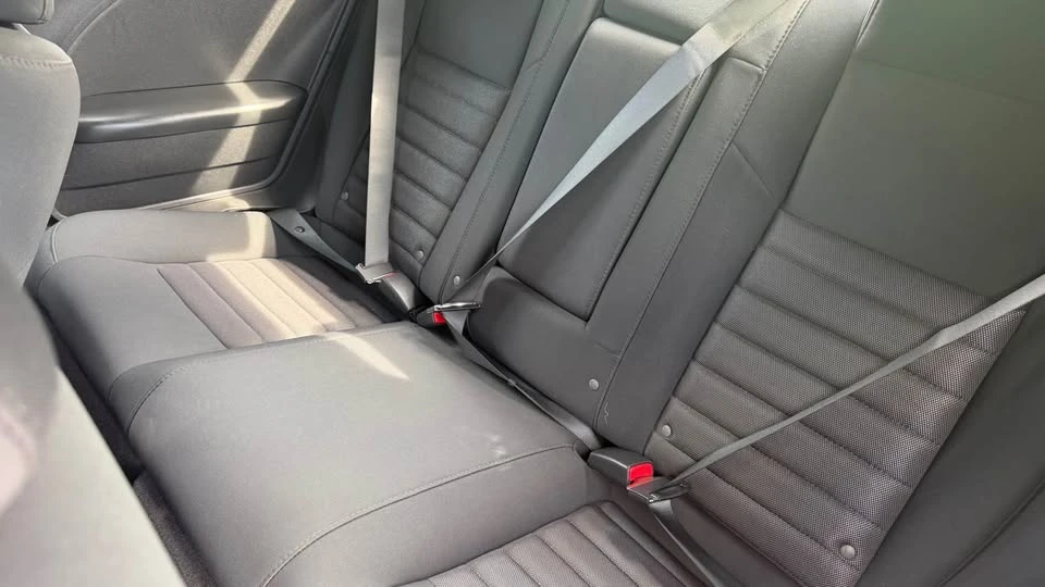 2010 Dodge Challenger 3rd Gen - Image 11 of 16