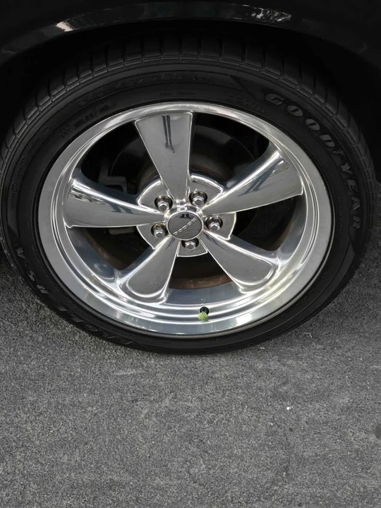 2010 Dodge Challenger 3rd Gen - Image 11 of 20