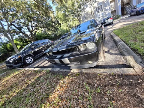 2010 Dodge Challenger SE Coupe 2D