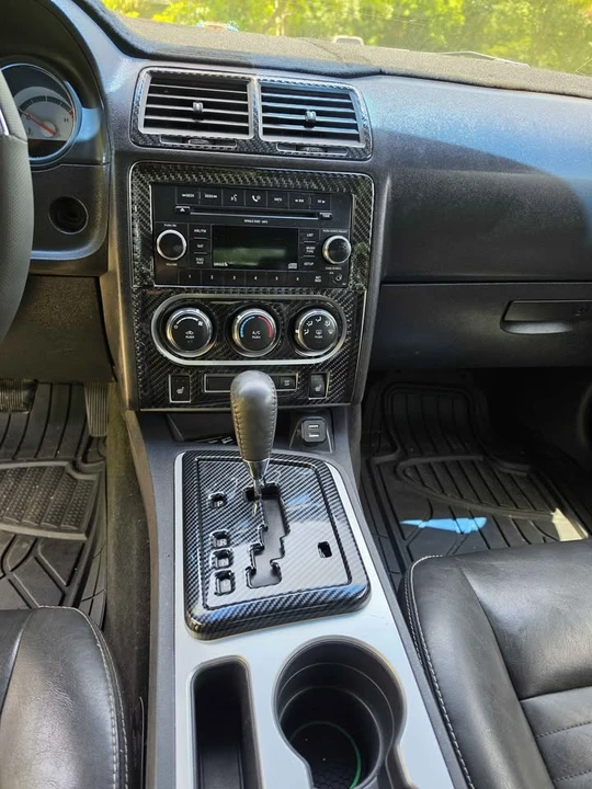 2010 Dodge Challenger 3rd Gen - Image 9 of 10