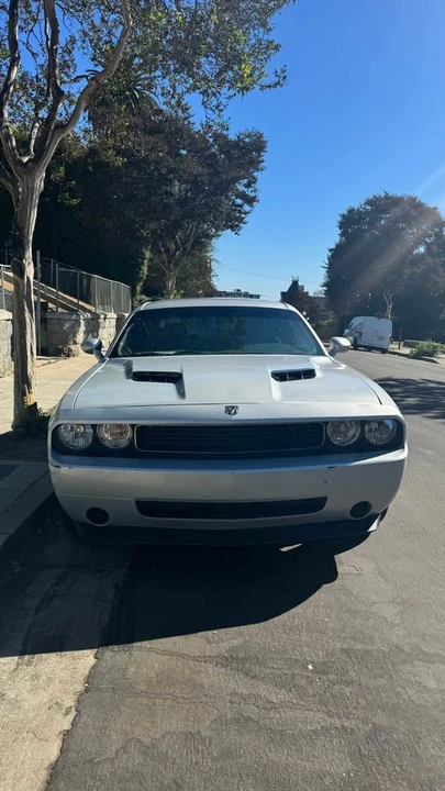 2010 Dodge Challenger 3rd Gen - Image 2 of 12