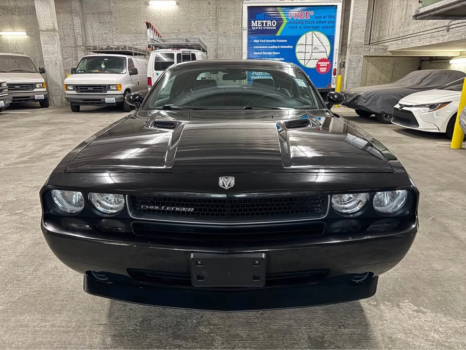 2010 Dodge Challenger 3rd Gen - Image 8 of 19