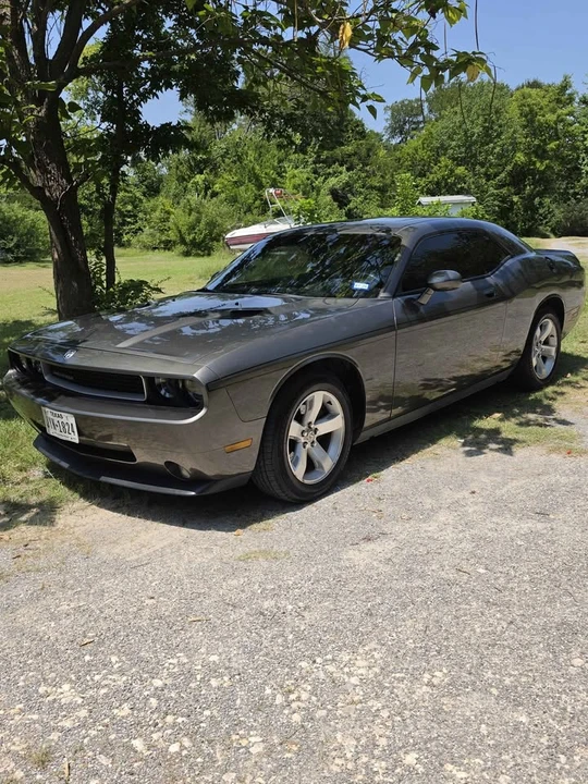 2010 Dodge Challenger 3rd Gen - Image 7 of 10