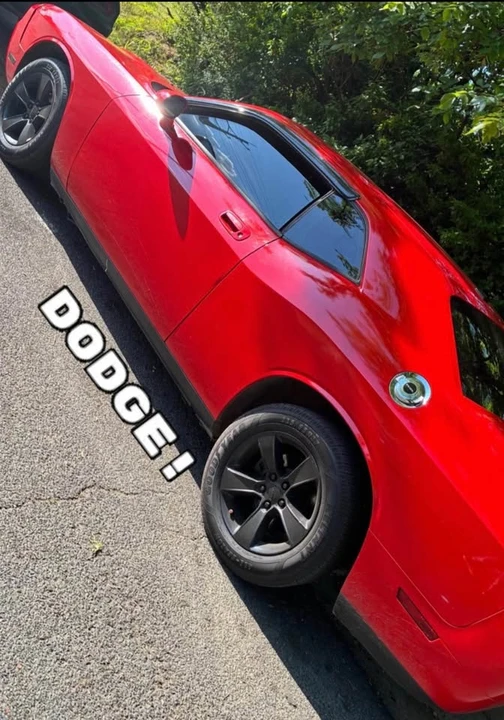 2010 Dodge Challenger 3rd Gen - Image 3 of 3