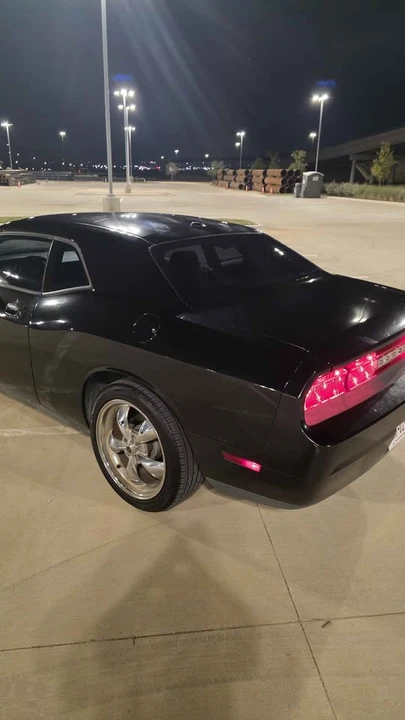 2010 Dodge Challenger 3rd Gen - Image 11 of 11