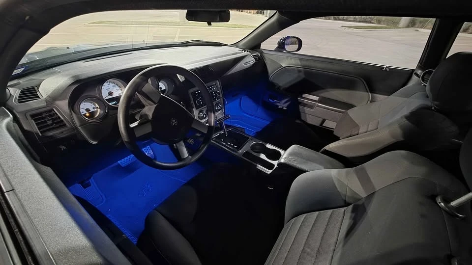 2010 Dodge Challenger 3rd Gen - Image 2 of 11