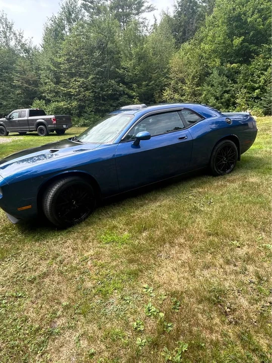 2010 Dodge Challenger 3rd Gen - Image 4 of 19