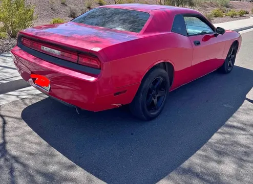 2010 Dodge Challenger SE Coupe 2D